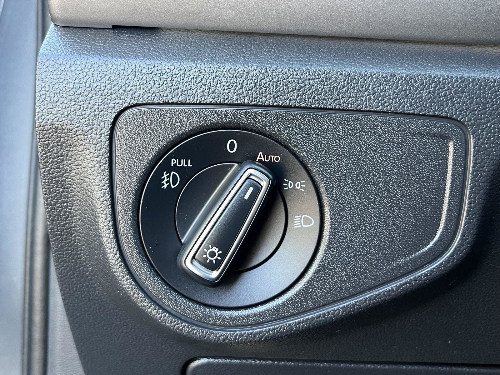 Used 2019 Volkswagen Atlas SEL Premium AWD/4WD image 30