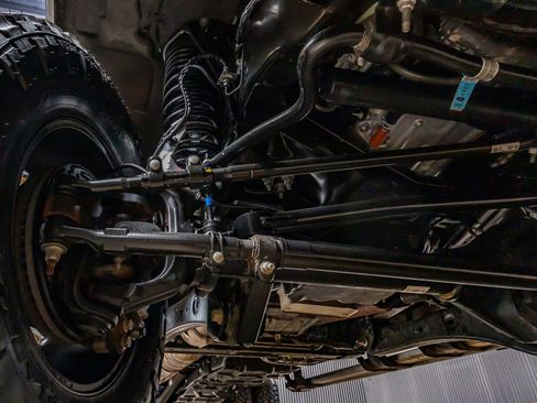 Used 2025 Ford F350 Lariat image 14