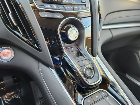Certified 2025 Acura RDX SH-AWD w/ Technology Package image 9