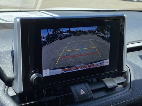 Certified 2024 Toyota RAV4 XLE AWD/4WD image 31