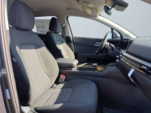 New 2026 Kia Sportage S image 15
