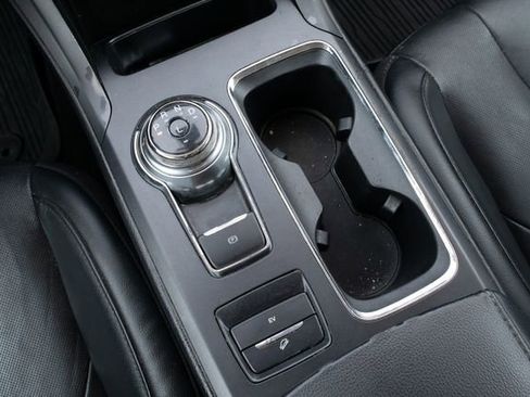 Used 2020 Ford Fusion Energi Titanium image 29