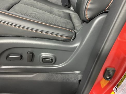 Used 2024 Nissan Titan PRO-4X w/ Pro-4x Utility Package image 26