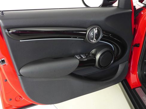 Used 2023 MINI Cooper S FWD image 11