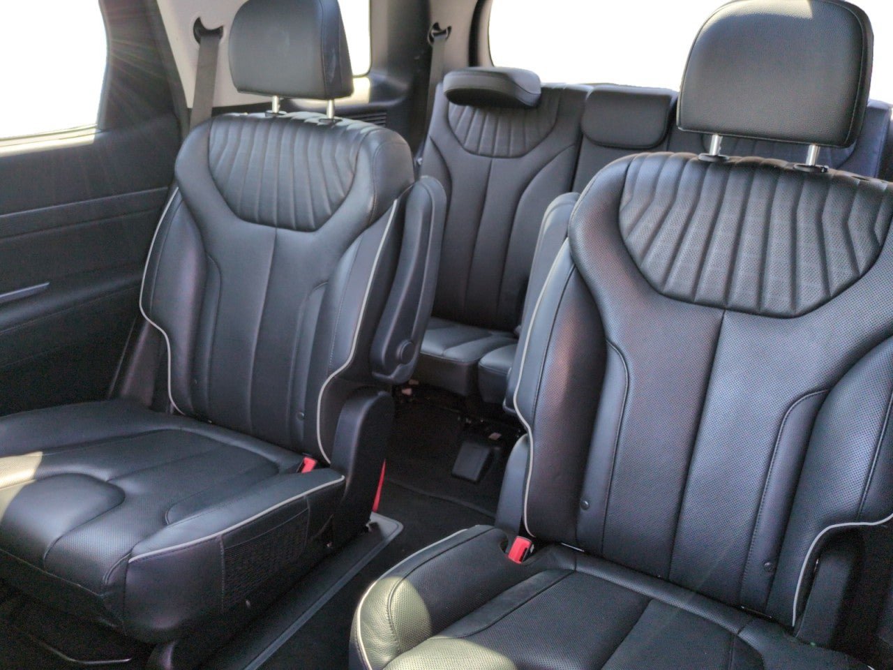 Used 2024 Hyundai Palisade Limited AWD/4WD image 25