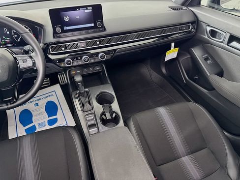 Used 2026 Honda Civic Sport image 31