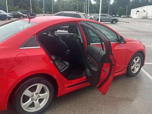 Used 2014 Chevrolet Cruze LT w/ RS Package FWD image 18