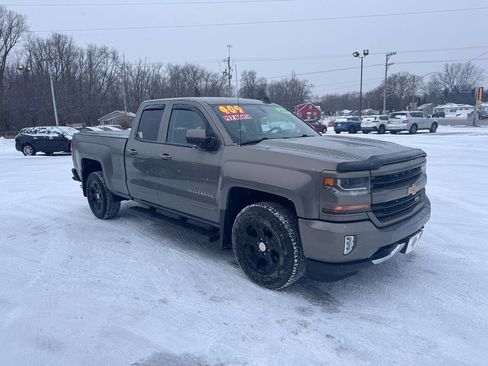 Used 2017 Chevrolet Silverado 1500 LT w/ All Star Edition image 4