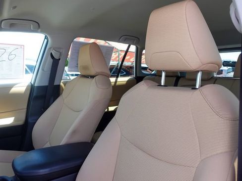 Certified 2024 Toyota RAV4 LE AWD/4WD image 23