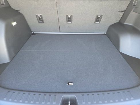 New 2026 Chevrolet Equinox LT w/ Convenience Package II image 22