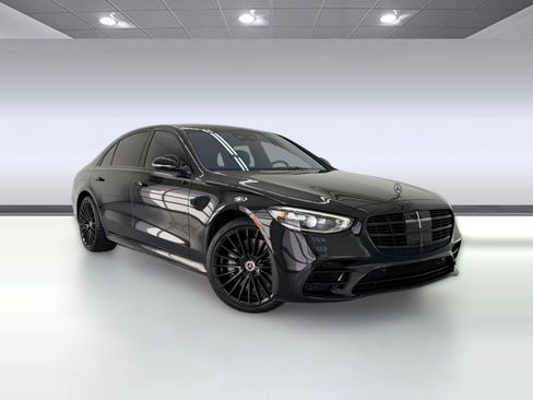 Used 2023 Mercedes-Benz S 580 4MATIC Sedan image 6