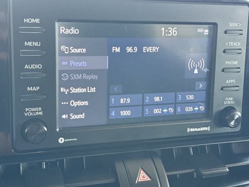 Certified 2021 Toyota RAV4 LE AWD/4WD image 19