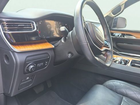 Certified 2023 Jeep Grand Wagoneer Series III AWD/4WD image 28