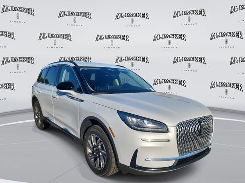 New 2026 Lincoln Corsair Premiere image 7