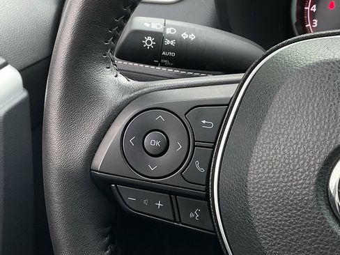 Used 2025 Toyota RAV4 XLE image 23