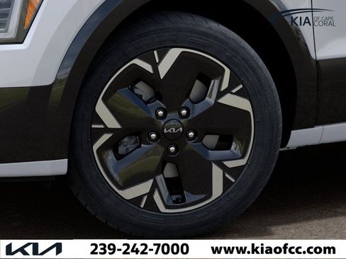 New 2026 Kia Niro Wind FWD image 9