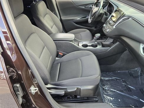 Used 2021 Chevrolet Malibu RS image 18