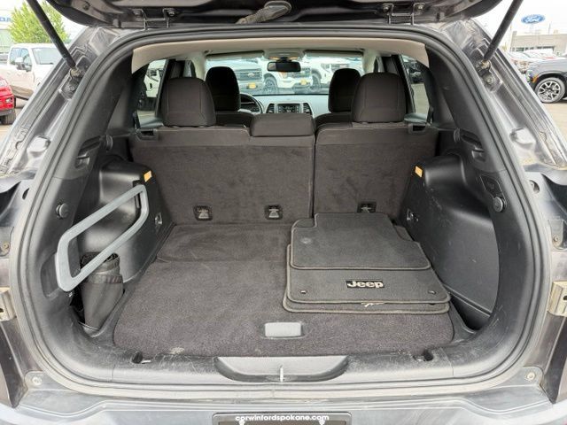 Used 2015 Jeep Cherokee Latitude AWD/4WD image 17