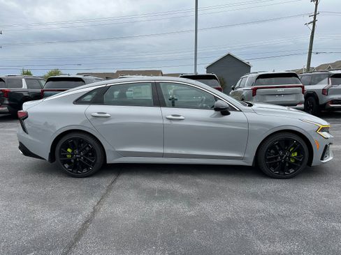 New 2026 Kia K5 GT FWD image 4