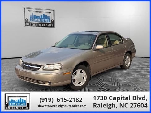 Used 2000 Chevrolet Malibu LS w/ Preferred Equipment Group 1 FWD image 1