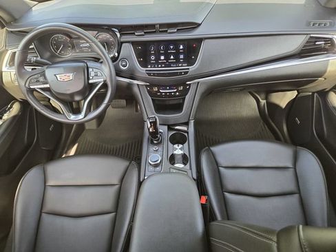 Used 2024 Cadillac XT6 Luxury w/ LPO, Floor Liner Package AWD/4WD image 25