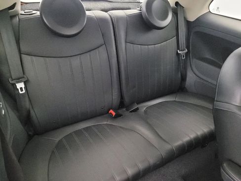 Used 2017 FIAT 500 Lounge image 19