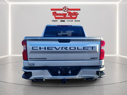 Used 2022 Chevrolet Silverado 1500 RST w/ Z71 Off-Road Package image 4