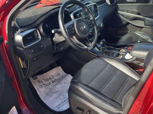 Used 2016 Kia Sorento EX image 6