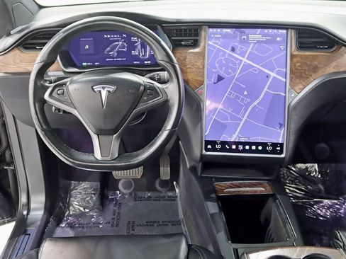Used 2020 Tesla Model X AWD/4WD image 13