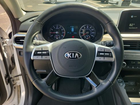 Used 2021 Kia Telluride EX w/ EX Premium Package FWD image 26