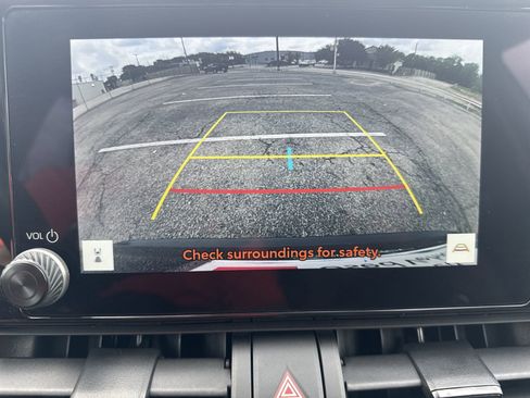 Certified 2025 Toyota RAV4 XLE FWD image 23