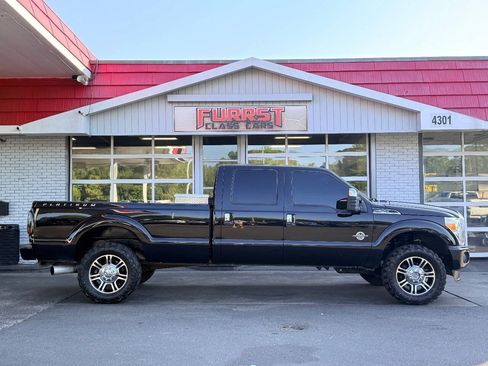 Used 2016 Ford F250 Platinum w/ Snow Plow Prep Package AWD/4WD image 2