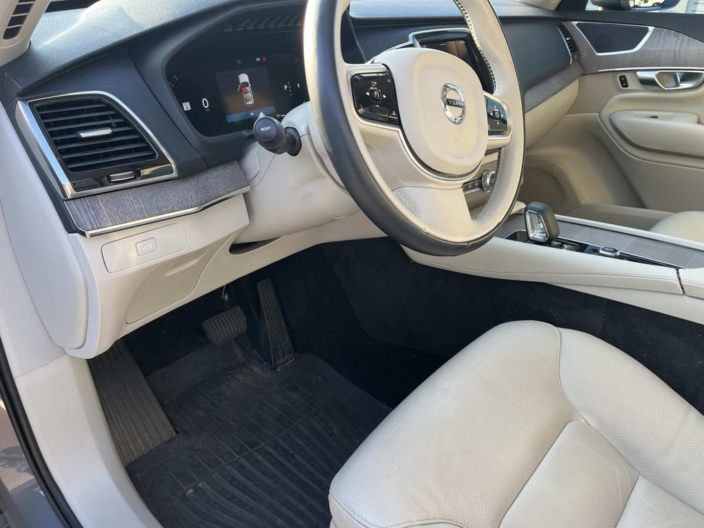 Used 2023 Volvo XC90 B6 Plus w/ Protection Package Premier AWD/4WD image 11