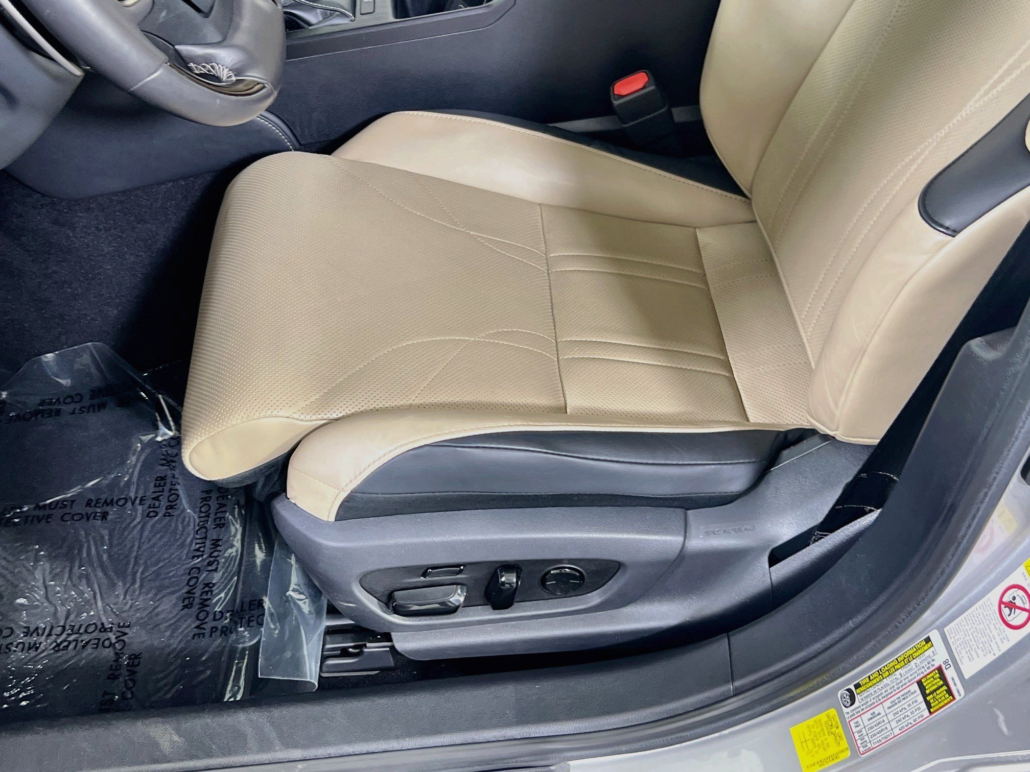 Used 2019 Lexus ES 350 Ultra Luxury w/ Accessory Package 2 FWD image 19