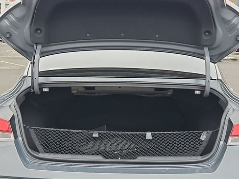 Used 2026 Hyundai Elantra SE FWD image 23