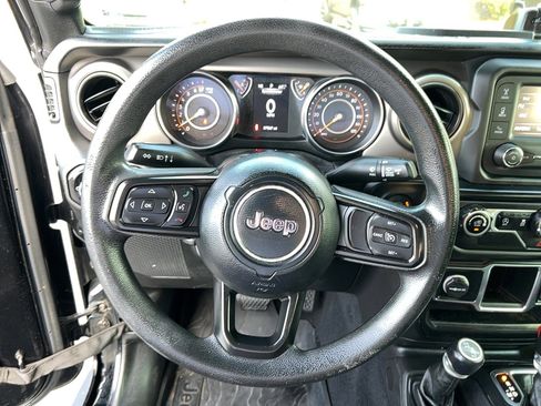 Used 2021 Jeep Wrangler Unlimited Sport image 16
