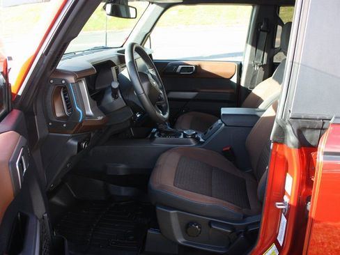 Used 2023 Ford Bronco Outer Banks image 12