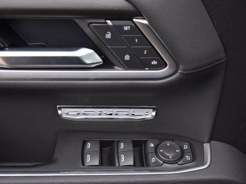 New 2025 GMC Sierra 1500 Denali image 12