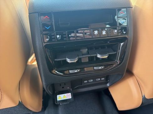 New 2026 Jeep Grand Cherokee L Summit AWD/4WD image 31