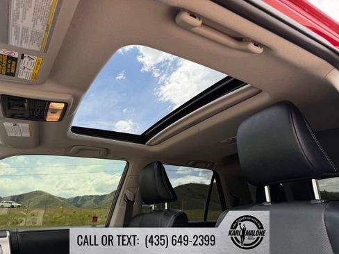 Used 2021 Toyota 4Runner Limited AWD/4WD image 23