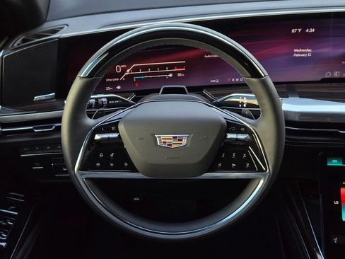 New 2026 Cadillac Escalade Luxury w/ LPO, Floor Liner Package image 15