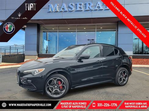 Used 2022 Alfa Romeo Stelvio Veloce image 1