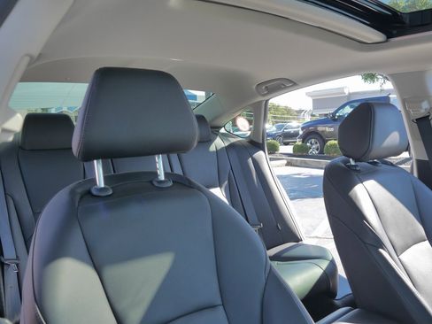 Used 2024 Honda Accord Touring image 14