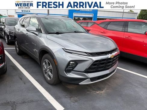 Used 2024 Chevrolet Blazer LT w/ Convenience Package FWD image 1