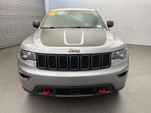 Used 2018 Jeep Grand Cherokee Trailhawk image 11