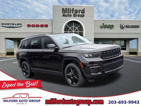 Certified 2023 Jeep Grand Cherokee L Limited w/ Black Appearance Package image 1