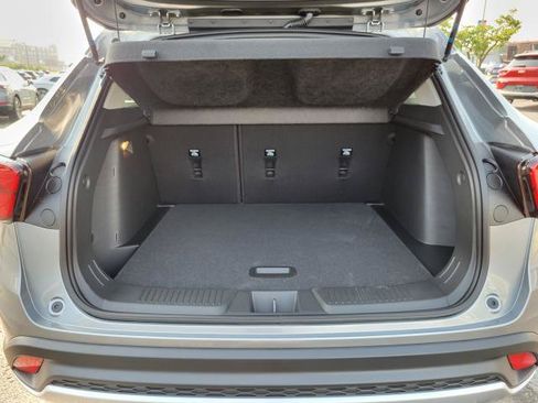 New 2026 Chevrolet Trax LT w/ Sunroof Package FWD image 29