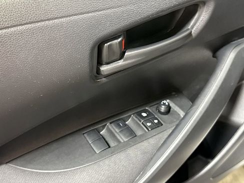 Used 2023 Toyota Corolla LE FWD image 20