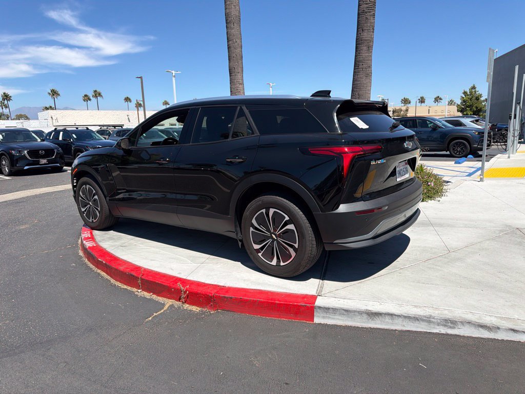 Used 2024 Chevrolet Blazer EV LT AWD/4WD image 11