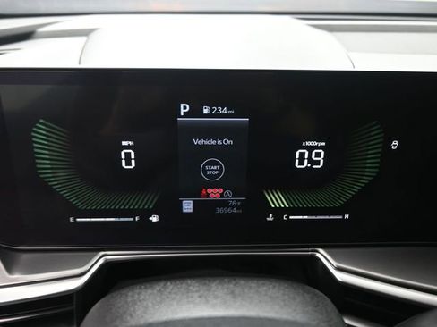 Used 2024 Kia Sorento S image 7